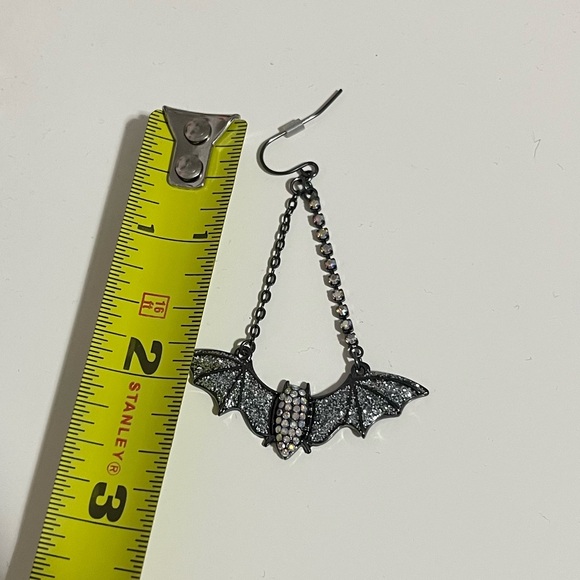 Halloween Betsey Johnson Bat Earrings - Picture 5 of 5